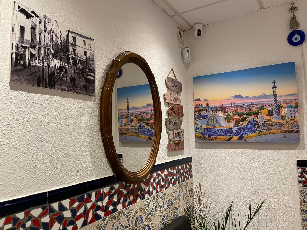 Pension Bertolin Barcelona Zewnętrze zdjęcie